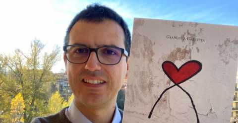 Lo scrittore Gianluca Galotta: «Affronto il disorientamento, geografico ed esistenziale»